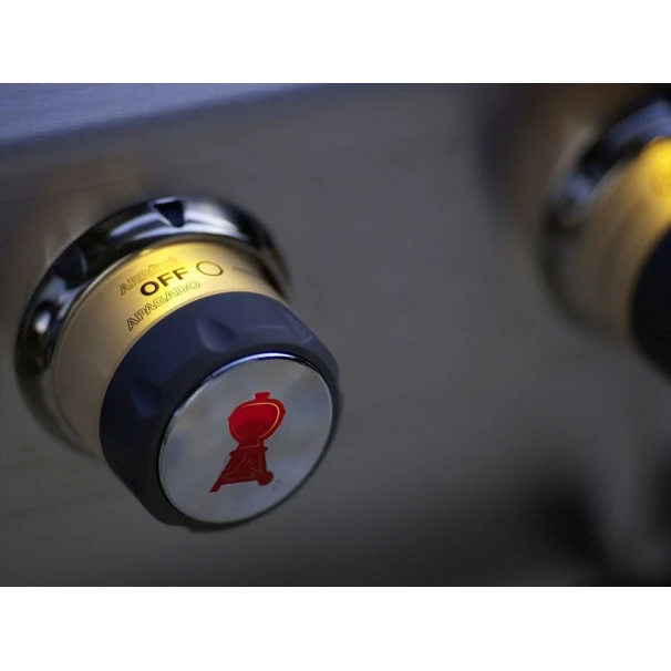 Barbecue Gaz Weber Summit S-670 GBS 6 Brûleurs + 1 Latéral + 1 Arrière 5 Barbecue Gaz Weber Summit S-670 GBS 6 Brûleurs + 1 Latéral + 1 Arrière – Image 3