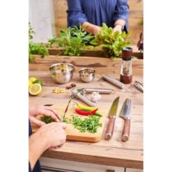 Rösle Couteau Rosle De Cuisine Masterclass 20cm -Le Brasero Magique Boutique couteau rosle a cuisine masterclass 20cm 2