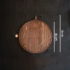 Planche à Découper Ronde Avec Rigole En Noyer 60 Cm 1 Planche à Découper Ronde Avec Rigole En Noyer 60 Cm -Le Brasero Magique Boutique planche a decouper dutchdeluxes xl round en noyer 60 cm