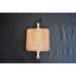 Planche à Découper Avec Rigole En Chêne Massif 34 X 55 Cm 10 Planche à Découper Avec Rigole En Chêne Massif 34 X 55 Cm -Le Brasero Magique Boutique planche a decouper dutchdeluxes xl square en chene 34 x 55 cm 1