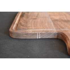 Planche à Découper Avec Rigole En Noyer 34 X 55 Cm 11 Planche à Découper Avec Rigole En Noyer 34 X 55 Cm -Le Brasero Magique Boutique planche a decouper dutchdeluxes xl square en noyer 34 x 55 cm 2
