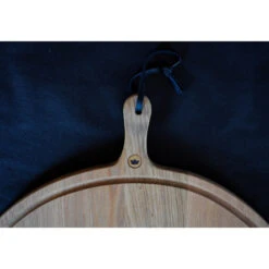 Planche à Découper Ronde Avec Rigole En Chêne Massif 60 Cm 14 Planche à Découper Ronde Avec Rigole En Chêne Massif 60 Cm -Le Brasero Magique Boutique planche a decouper ronde dutchdeluxes 60 cm 4